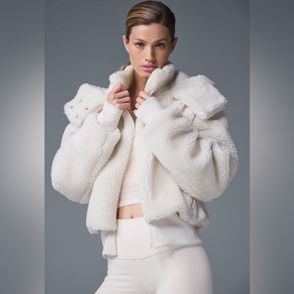 Alo Foxy Sherpa Jacket